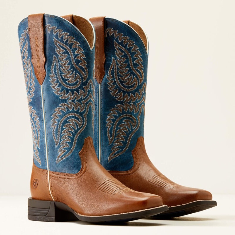 Cattle Caite Wide Square Toe Western Boot
NEW